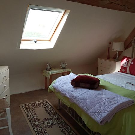 Le Petit Savriere B&B Tronget Chambre photo